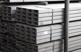 Distributor Besi Baja: Kirim Kekuatan, Wujudkan Konstruksi Impian!